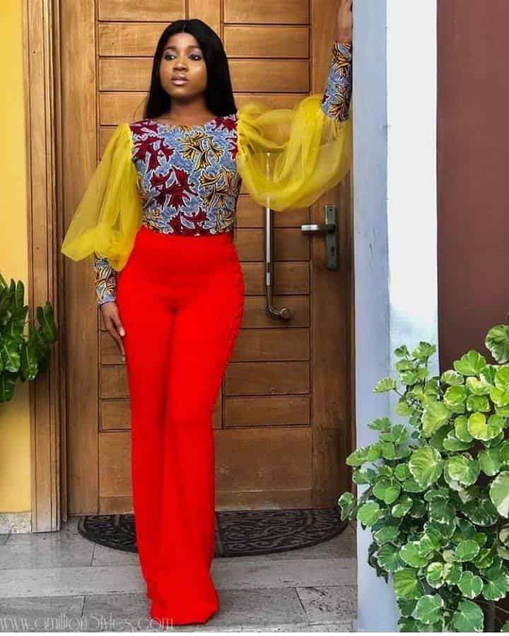 11 PHOTOS Stylish, Fashionable & Modish Office Wears For Women - Latest Fashion Styles
