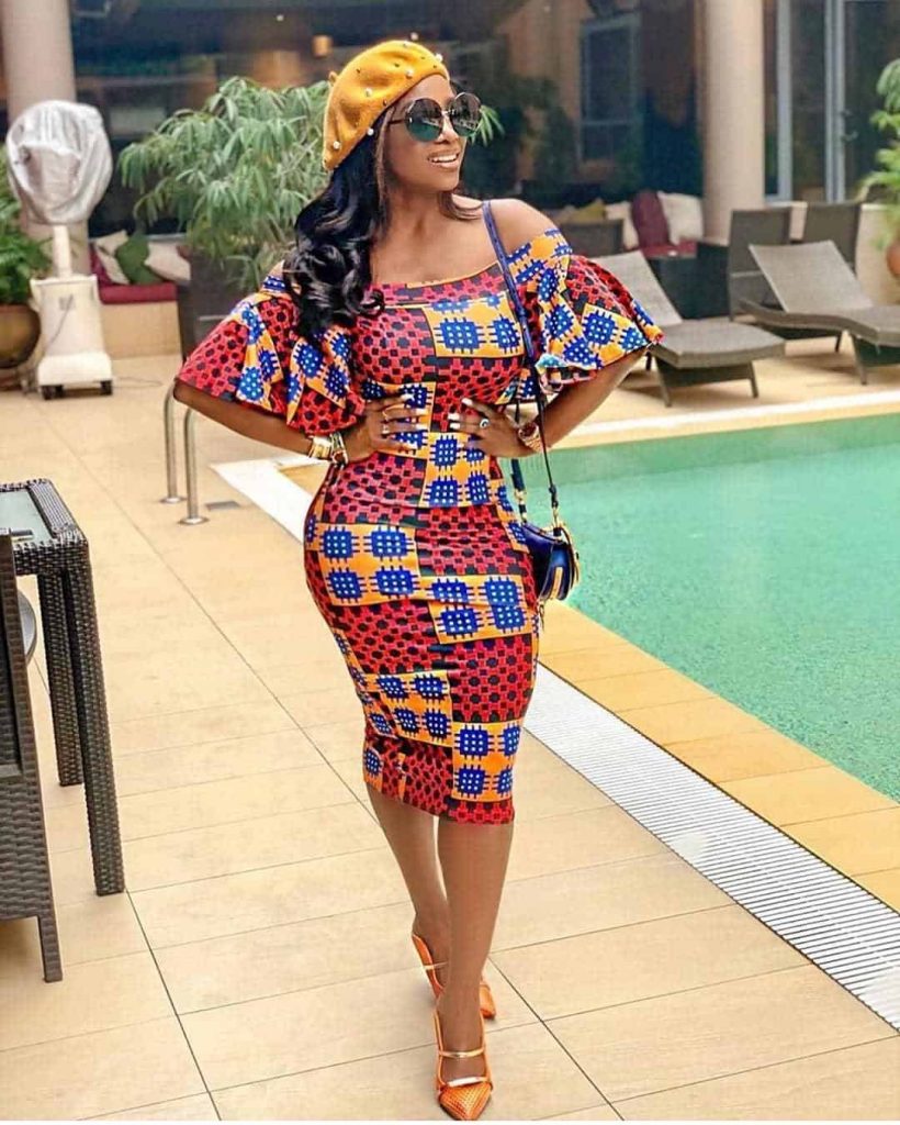 16 PHOTS Exclusive African Dresses For Women - Ankara Styles 2021