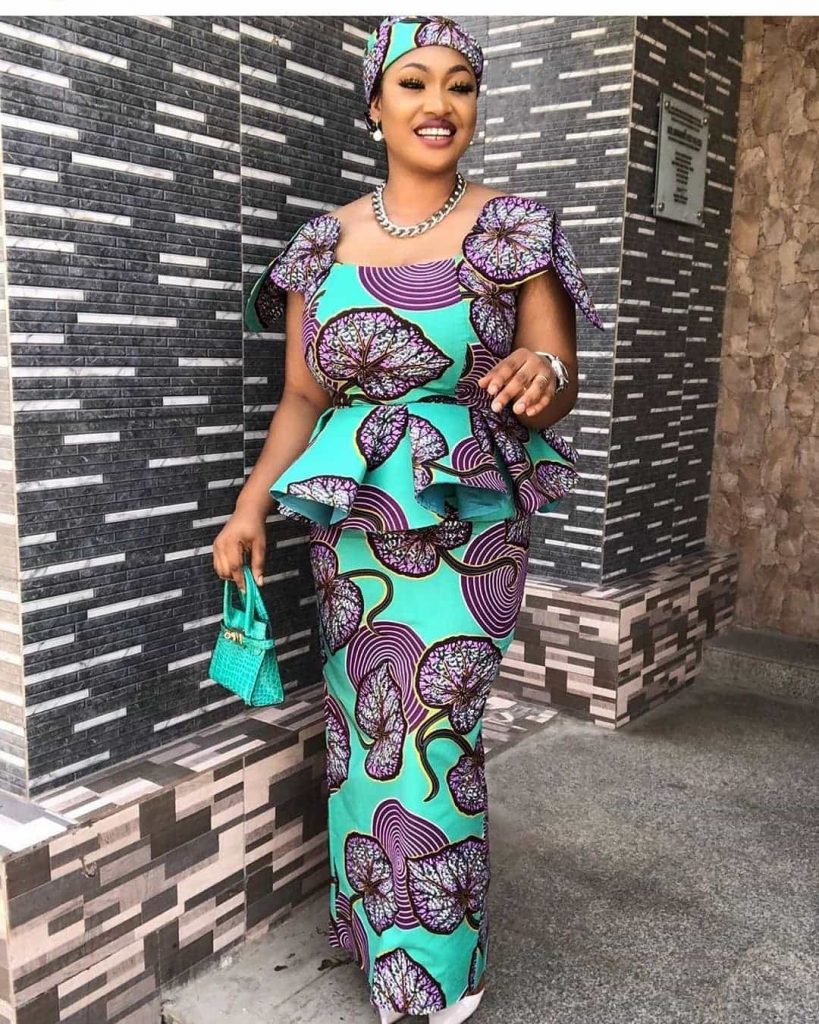  20 PHOTOS: Charming African Dresses For Ladies - Ankara Styles 2020